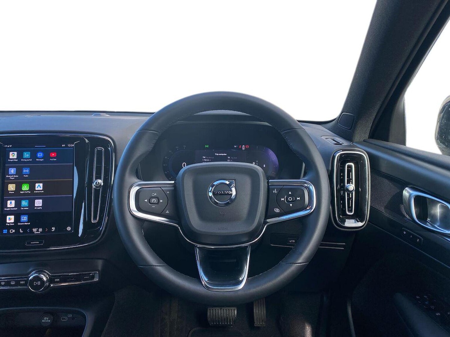 Used Volvo XC40 2023 for sale - 76082476: Photo 10