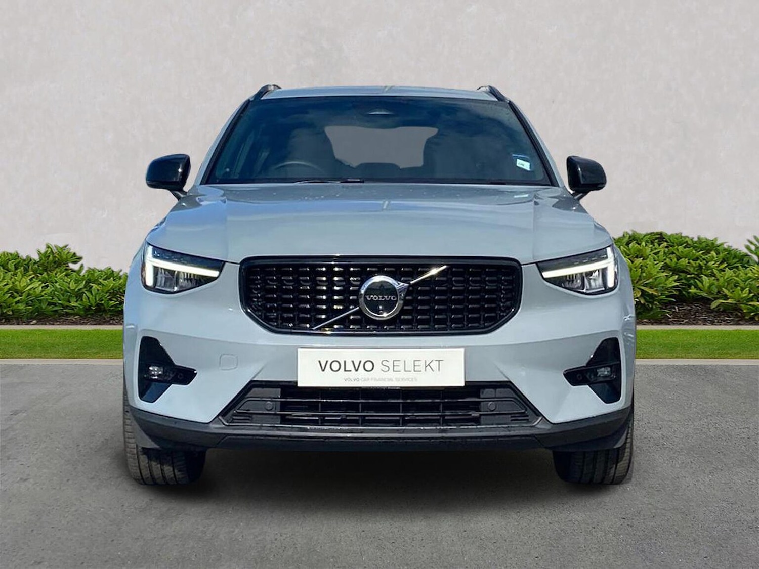 Used Volvo XC40 2023 for sale - 76082476: Photo 6