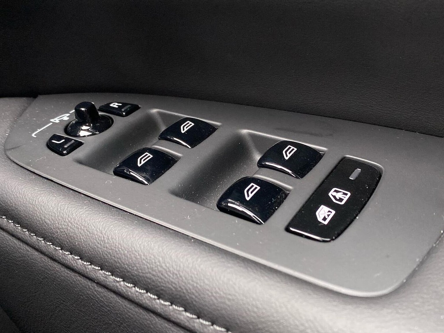 Used Volvo V90 2025 for sale - 76464699: Photo 22