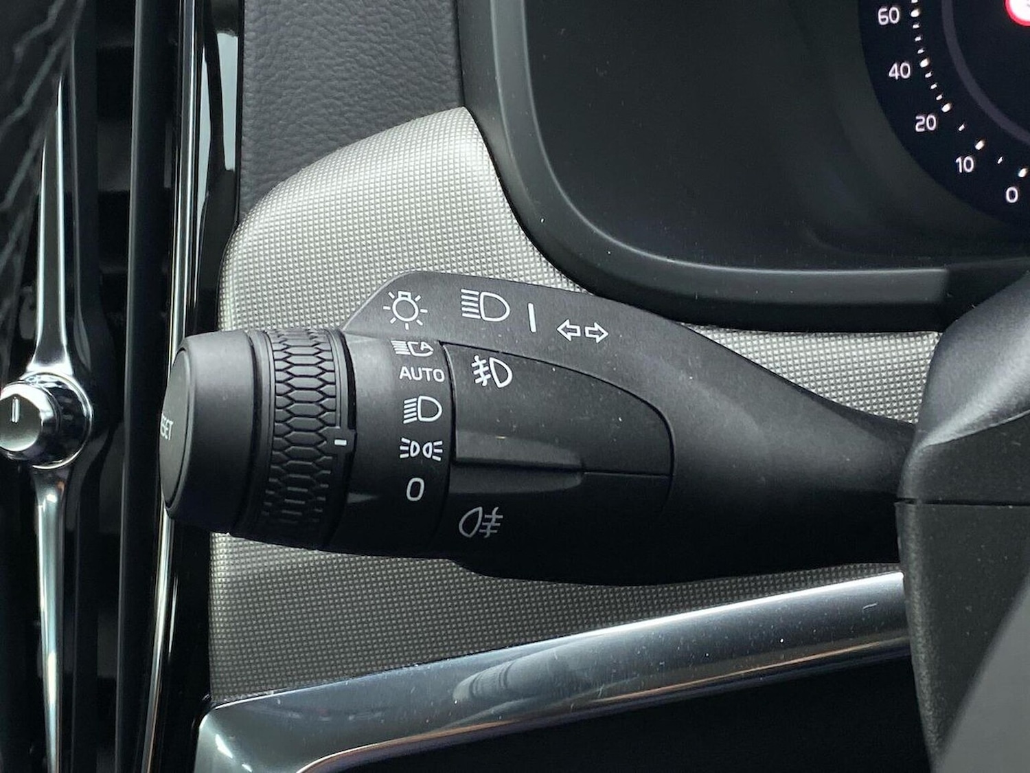 Used Volvo V90 2025 for sale - 76464699: Photo 30