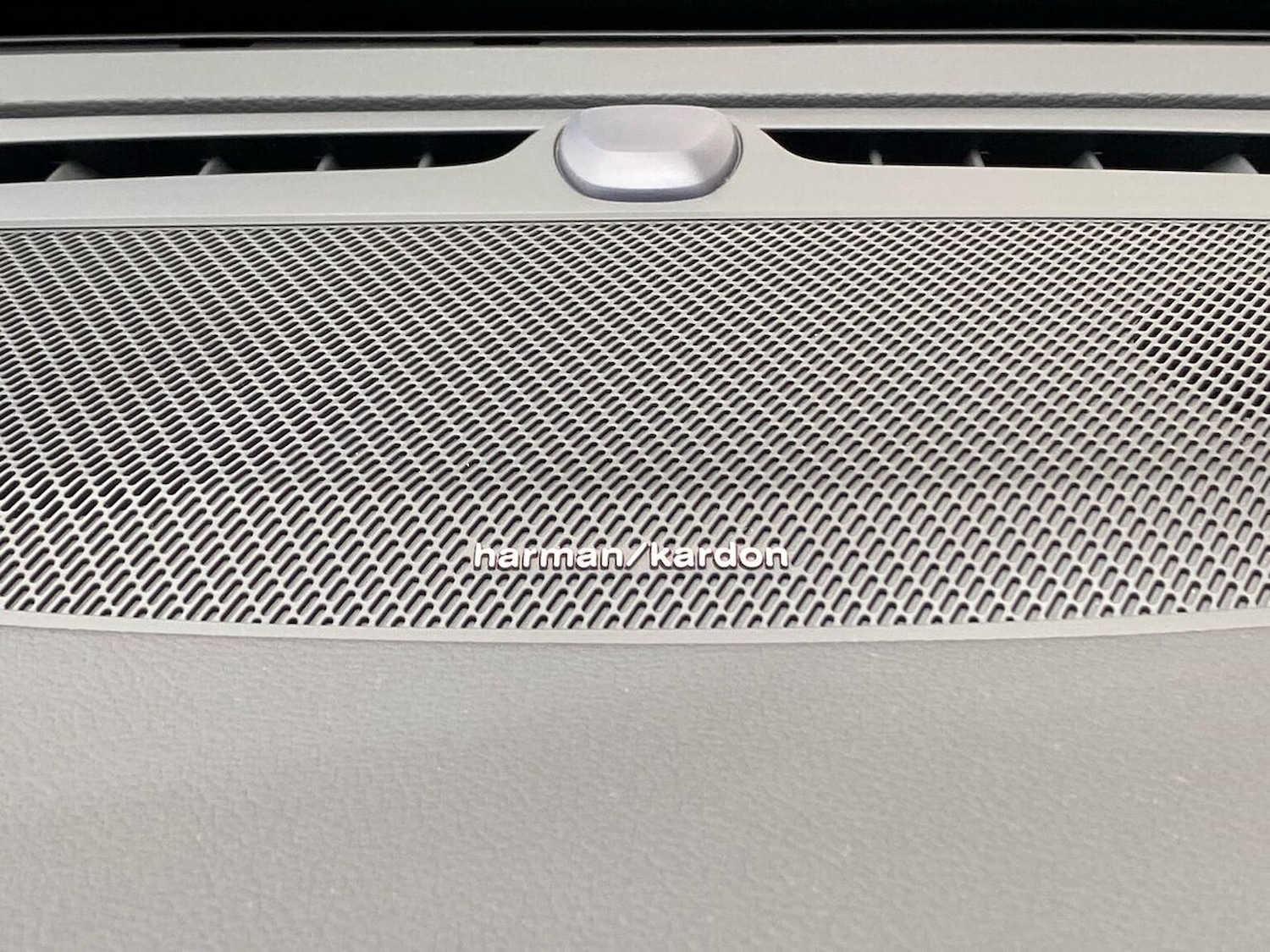 Used Volvo V90 2025 for sale - 76464699: Photo 32