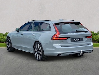 Used Volvo V90 2025 for sale - 76464699: Photo