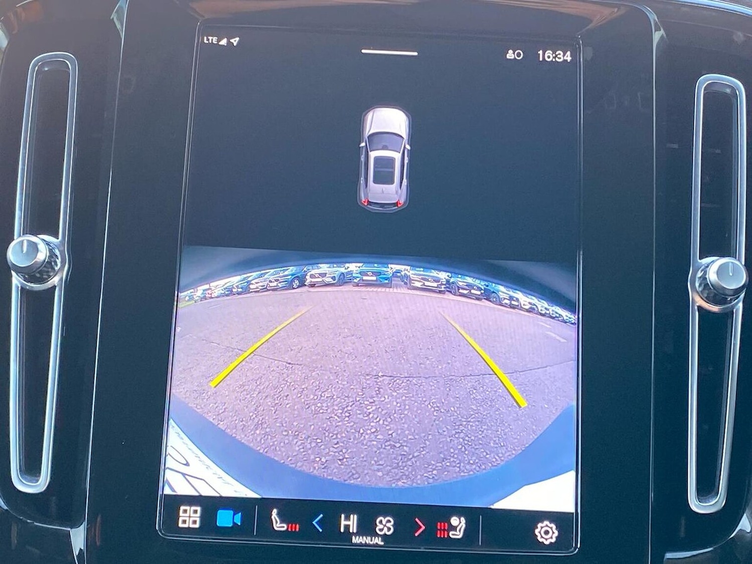 Used Volvo XC40 2022 for sale - 76893300: Photo 24