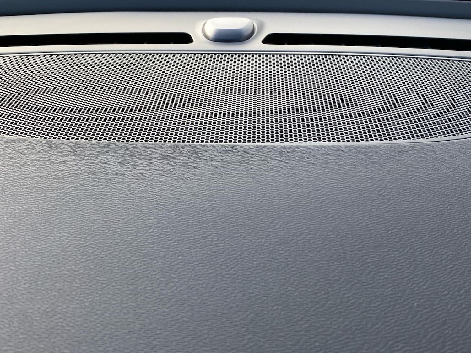 Used Volvo XC40 2022 for sale - 76893300: Photo 29