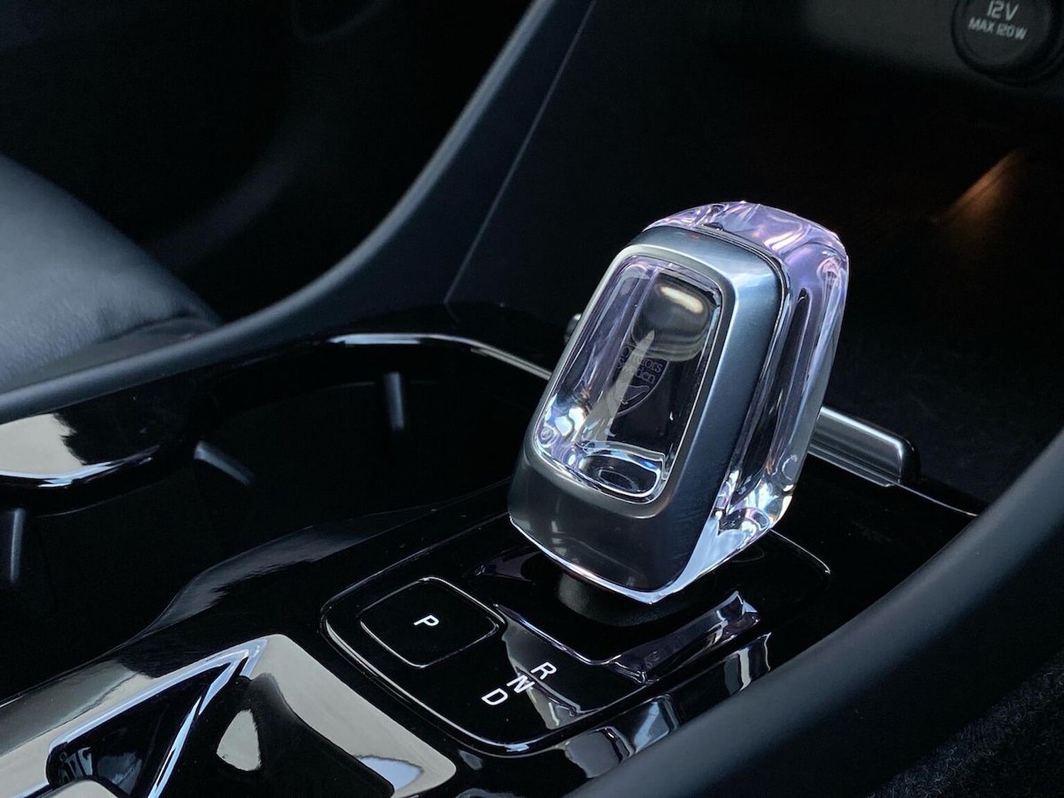 Used Volvo XC40 2022 for sale - 76893300: Photo 37