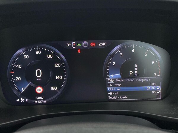 Used Volvo XC40 2022 for sale - 76264360: Photo 10