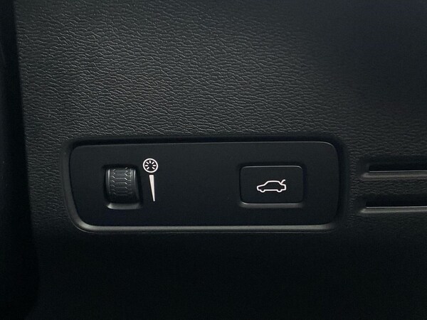 Used Volvo XC40 2022 for sale - 76264360: Photo 22