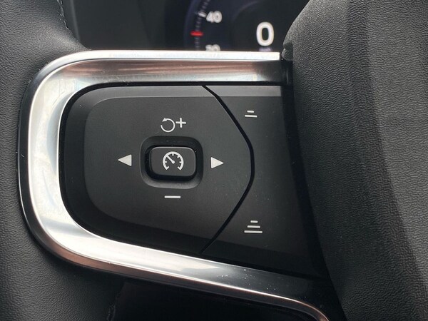Used Volvo XC40 2022 for sale - 76264360: Photo 27
