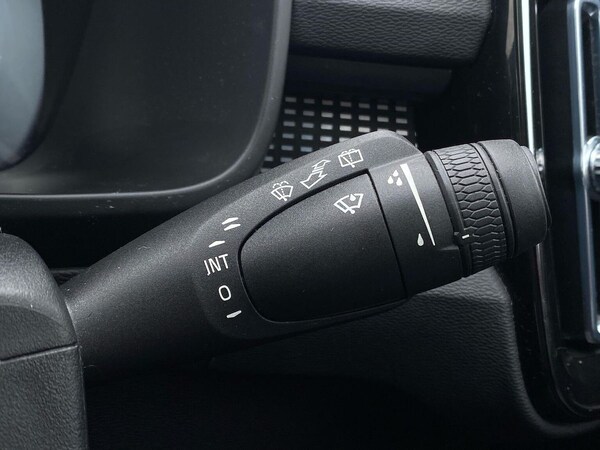 Used Volvo XC40 2022 for sale - 76264360: Photo 28