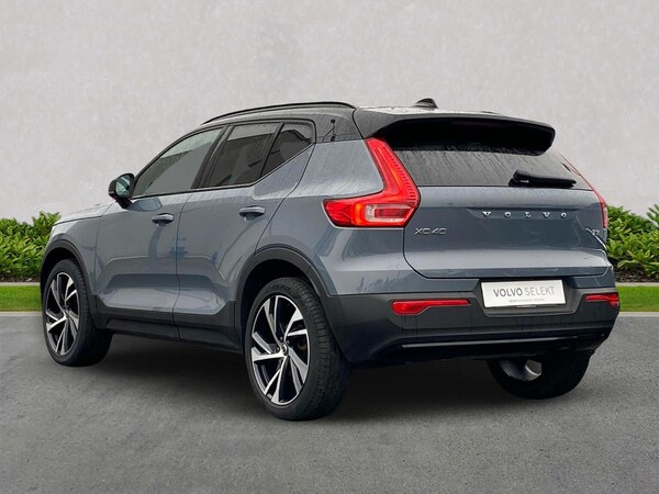 Used Volvo XC40 2022 for sale - 76264360: Photo 2