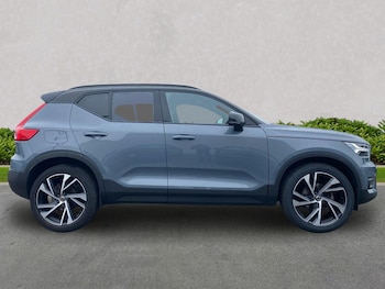 Used Volvo XC40 2022 for sale - 76264360: Photo 3