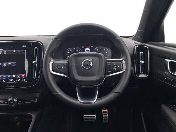 Used Volvo XC40 2022 for sale - 76264360: Photo 9