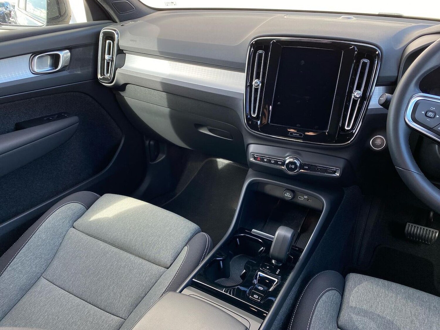 Used Volvo XC40 2024 for sale - 78191105: Photo 15