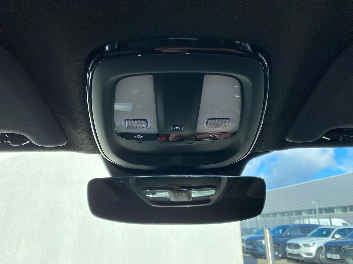 Used Volvo XC40 2024 for sale - 78191105: Photo 16