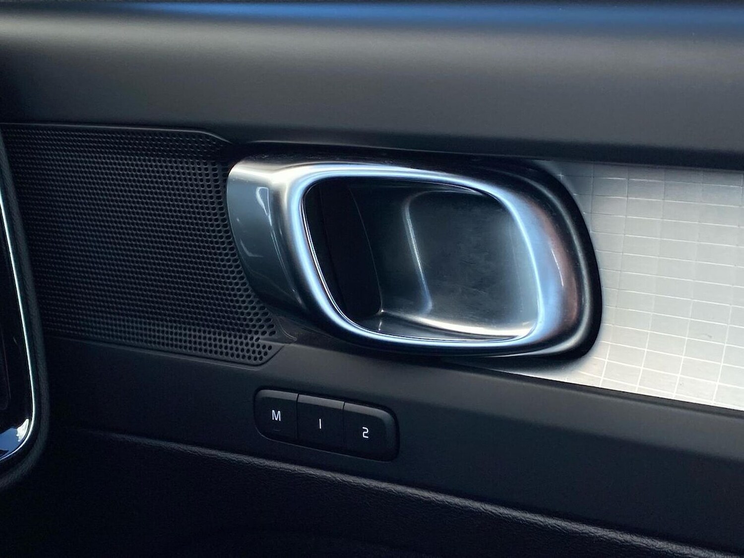 Used Volvo XC40 2024 for sale - 78191105: Photo 38