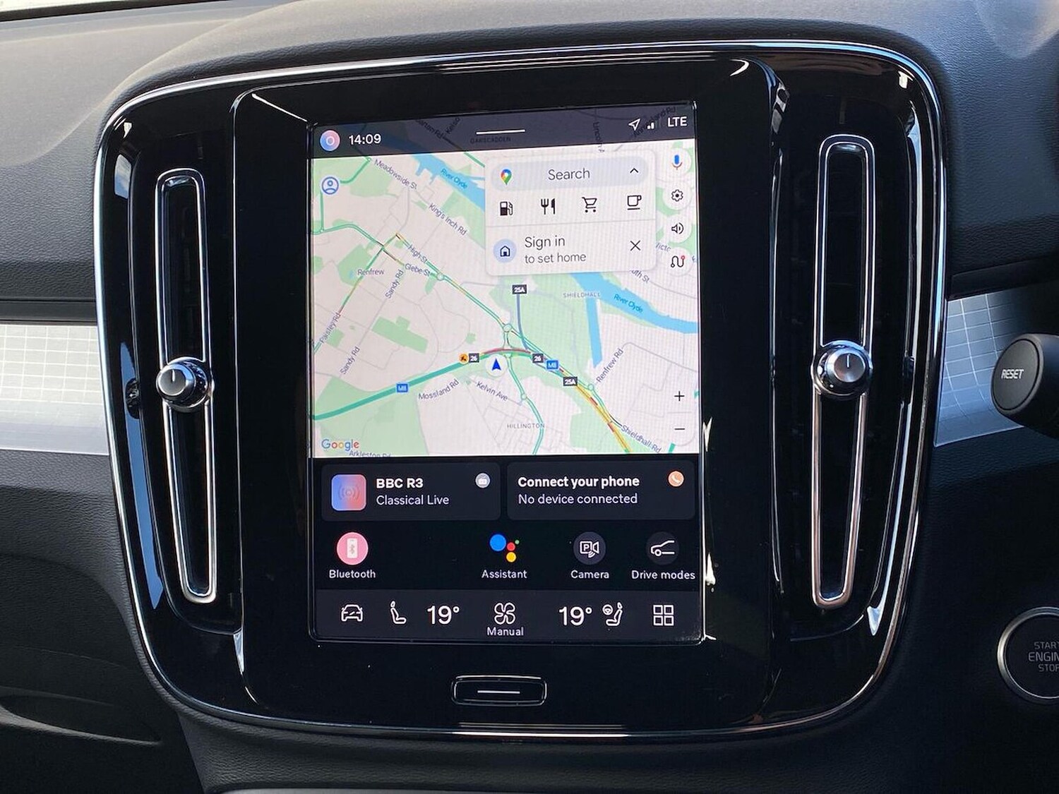 Used Volvo XC40 2024 for sale - 78191105: Photo 41