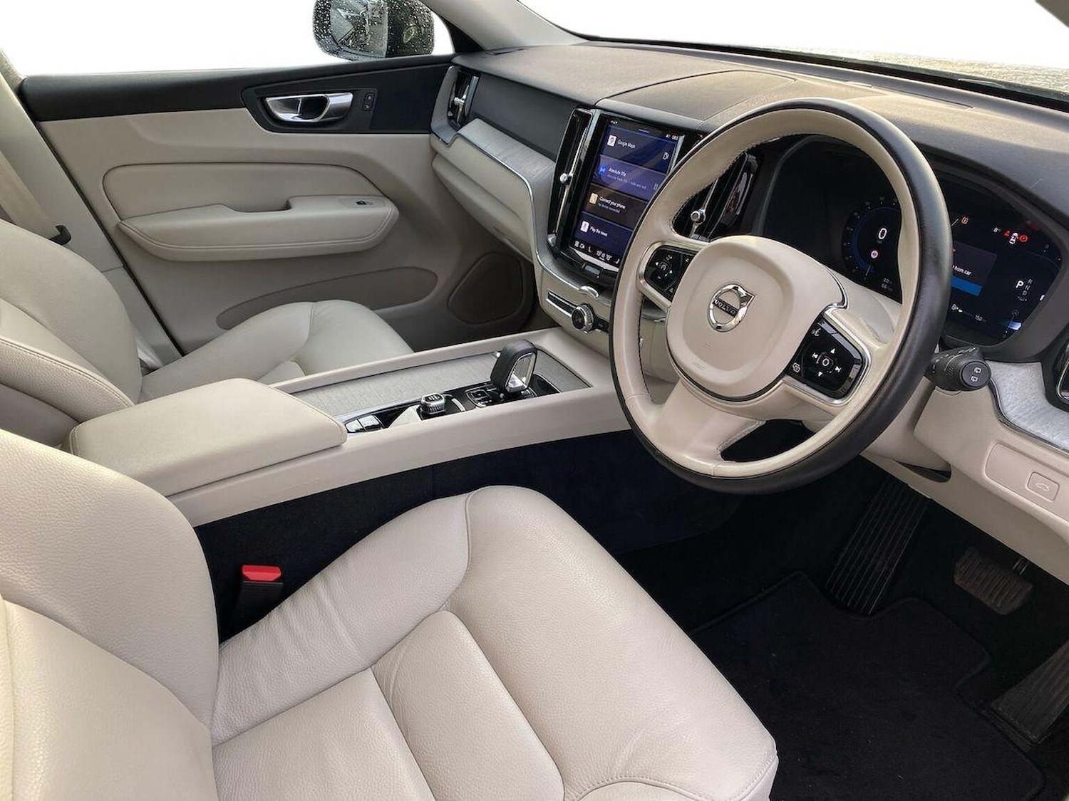 Used Volvo XC60 2023 for sale - 76402417: Photo 16