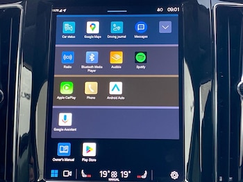 Used Volvo XC60 2023 for sale - 76402417: Photo