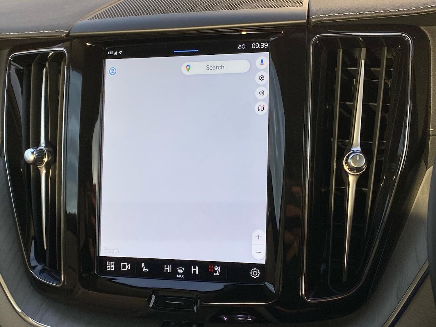 Used Volvo XC60 2025 for sale - 76770051: Photo 25