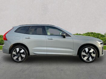 Used Volvo XC60 2025 for sale - 76770051: Photo