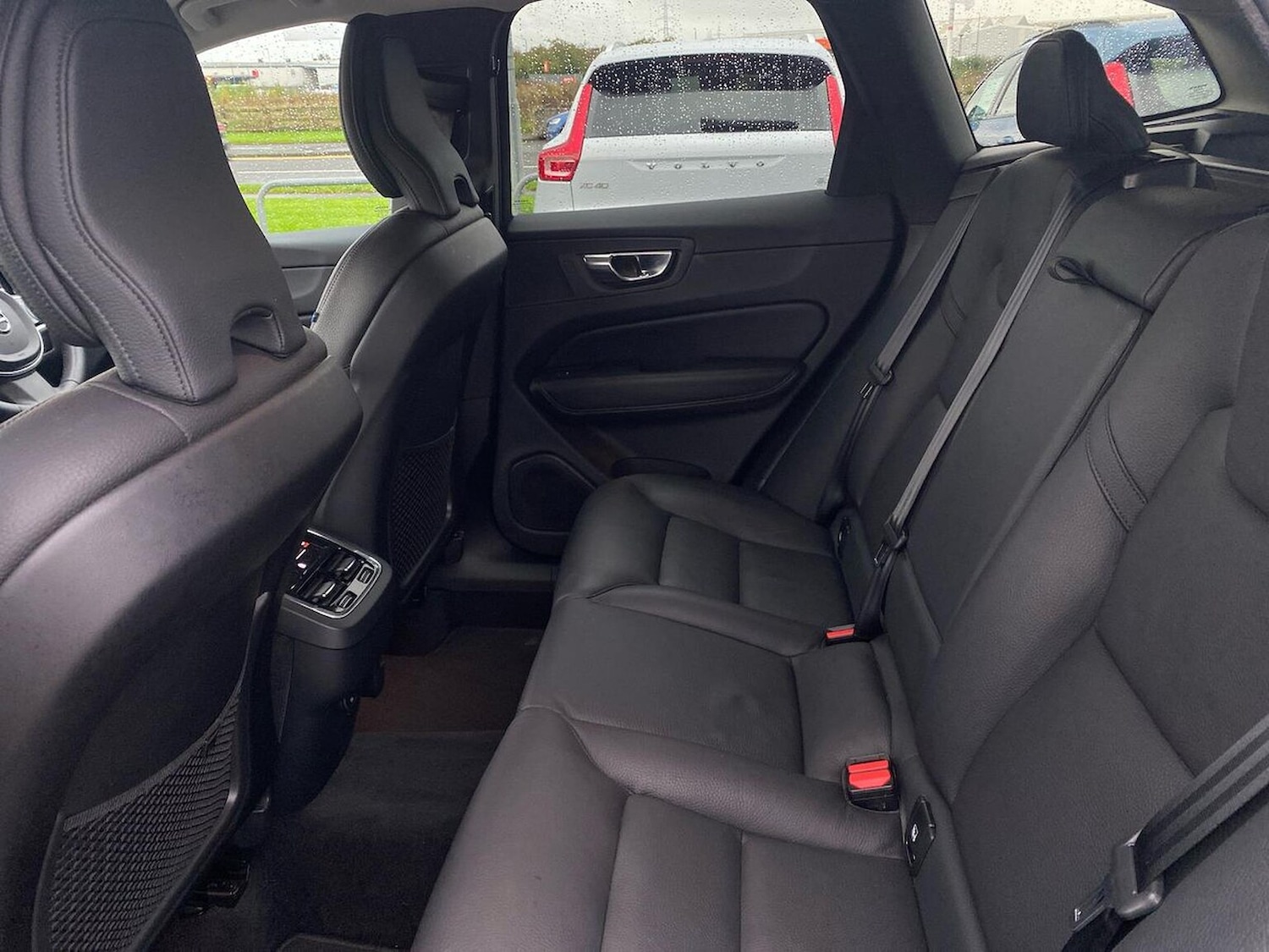 Used Volvo XC60 2022 for sale - 76157248: Photo 17