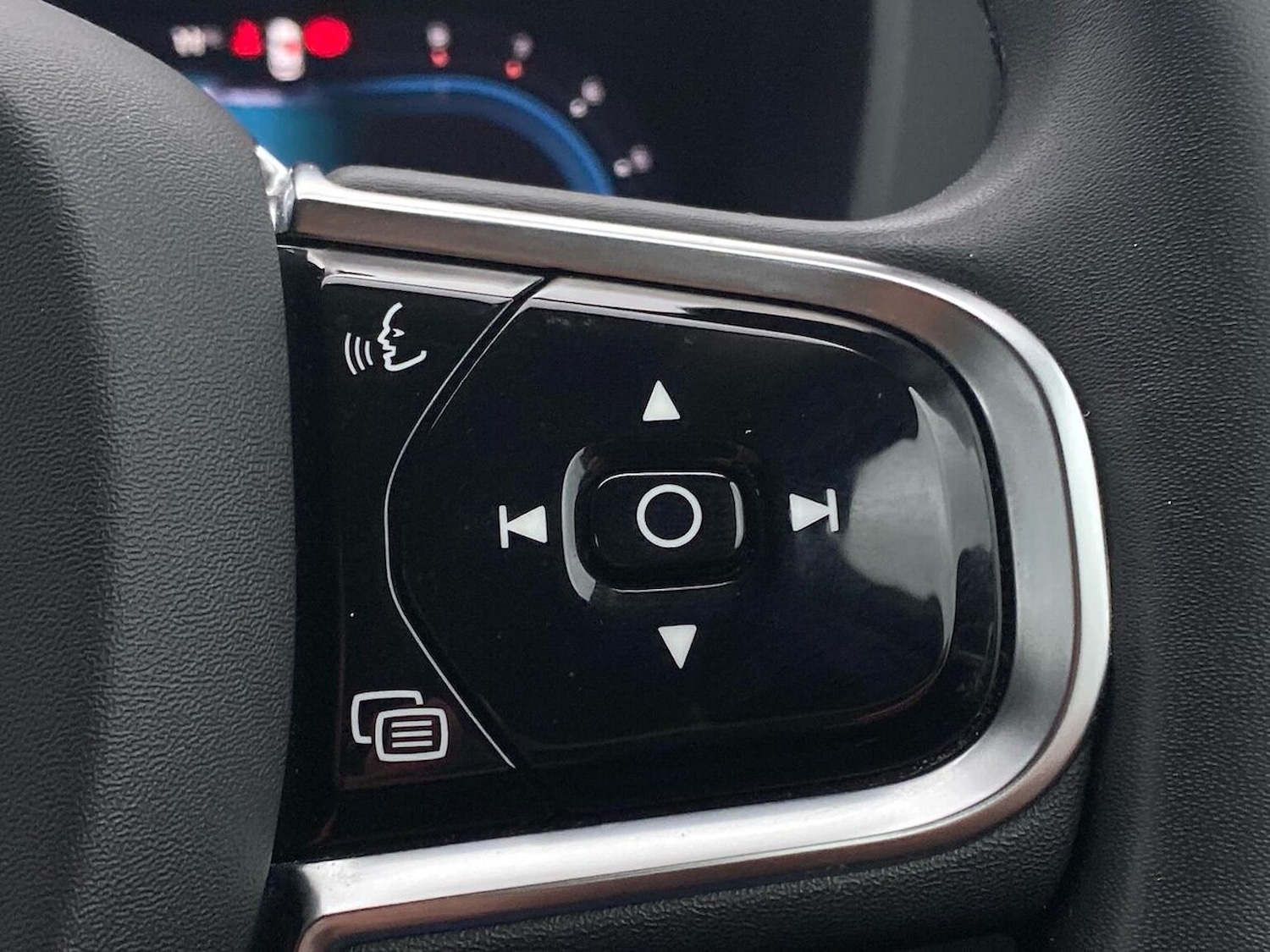 Used Volvo XC60 2022 for sale - 76157248: Photo 27