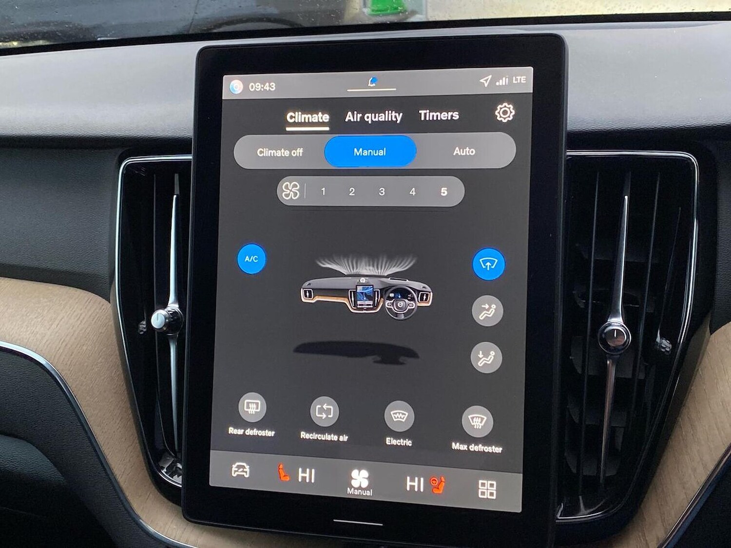 Used Volvo XC60 2025 for sale - 77676306: Photo 24