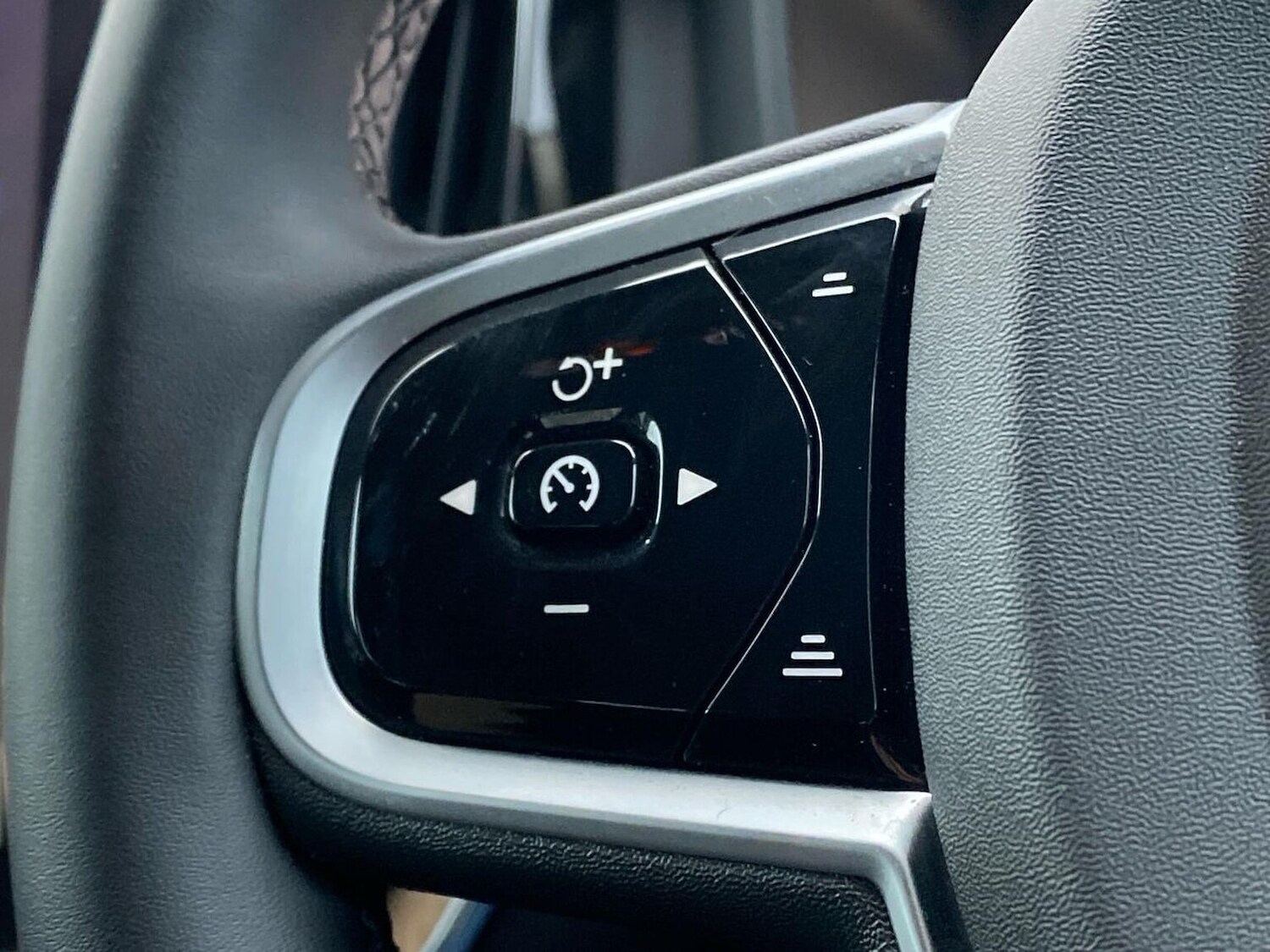 Used Volvo XC60 2025 for sale - 77676306: Photo 26