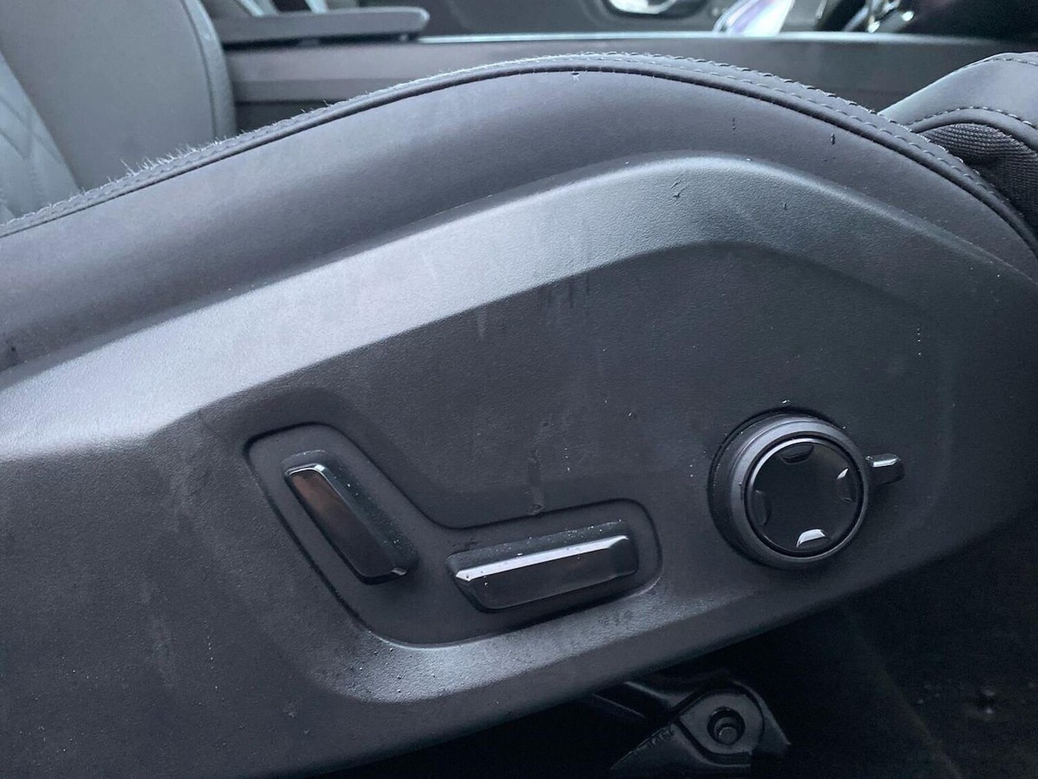 Used Volvo XC60 2025 for sale - 77676306: Photo 29