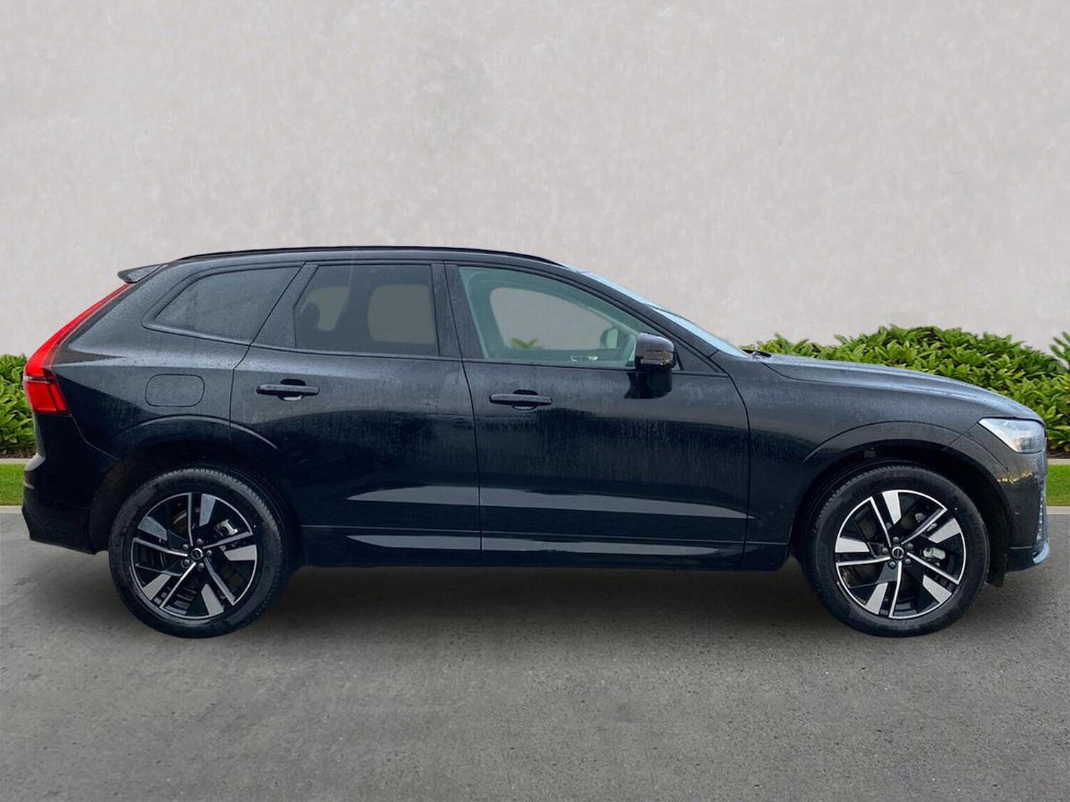 Used Volvo XC60 2025 for sale - 77676306: Photo 3