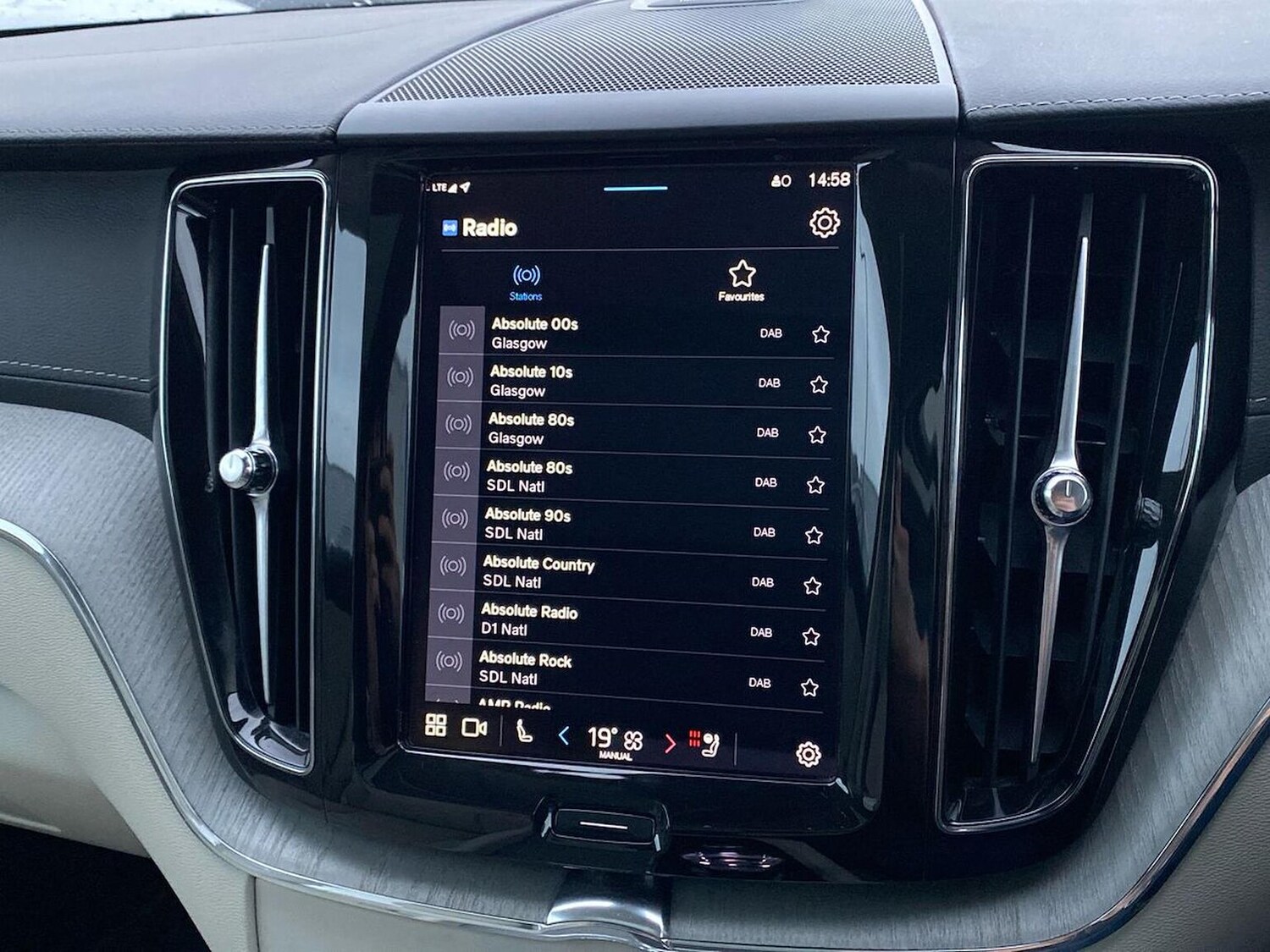 Used Volvo XC60 2025 for sale - 76969979: Photo 12