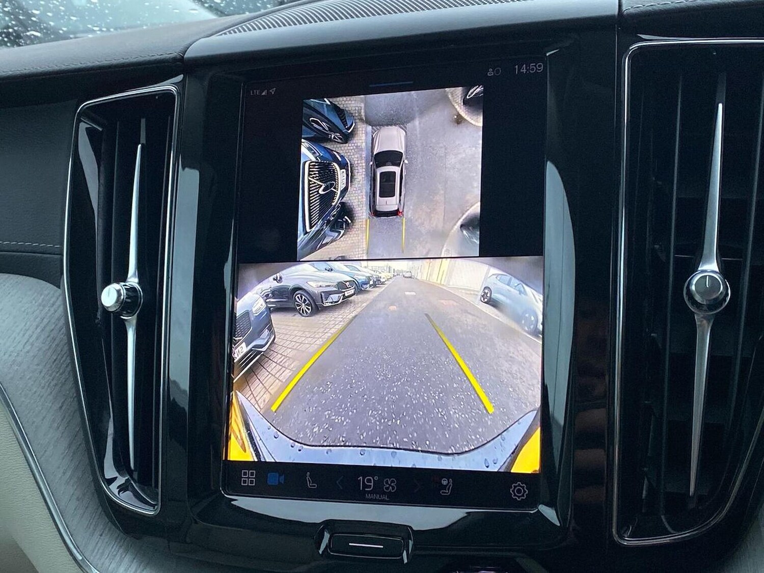 Used Volvo XC60 2025 for sale - 76969979: Photo 24