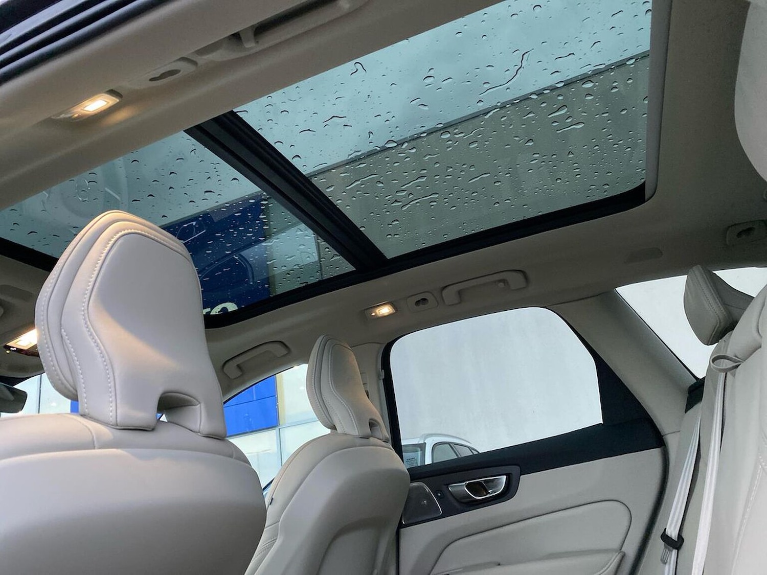 Used Volvo XC60 2025 for sale - 76969979: Photo 32