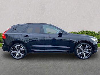 Used Volvo XC60 2025 for sale - 76969979: Photo