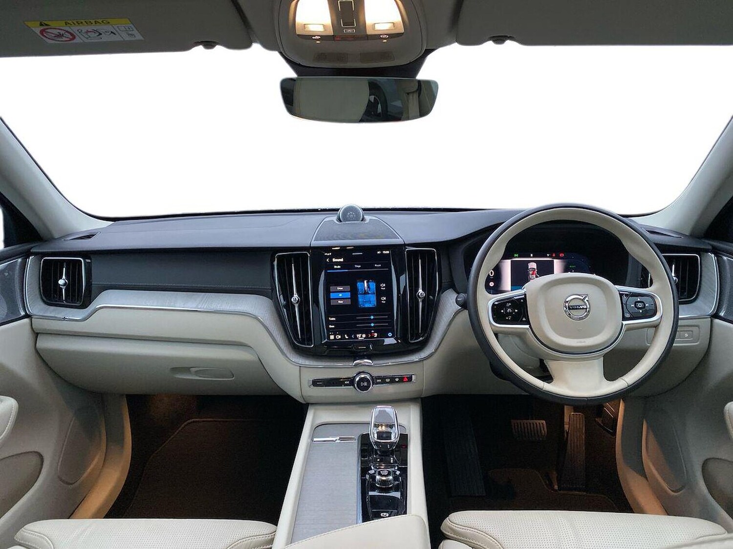 Used Volvo XC60 2025 for sale - 76969979: Photo 9