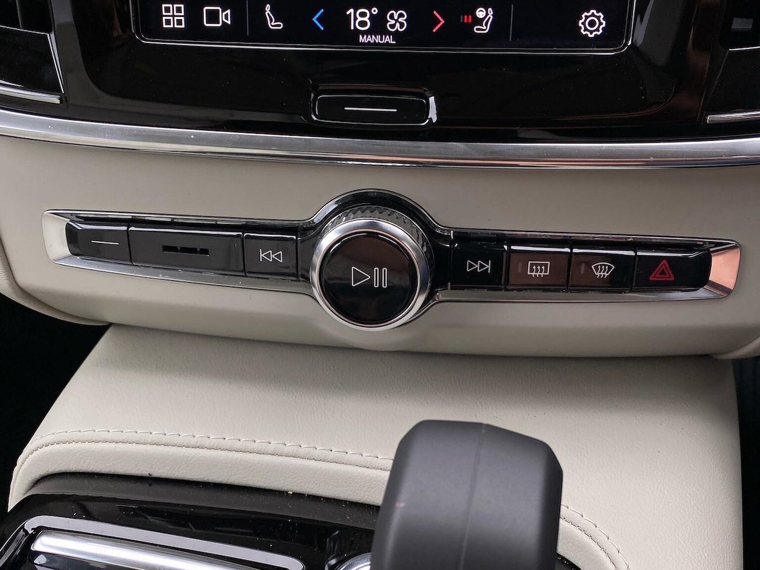 Used Volvo V90 2025 for sale - 76114365: Photo 12
