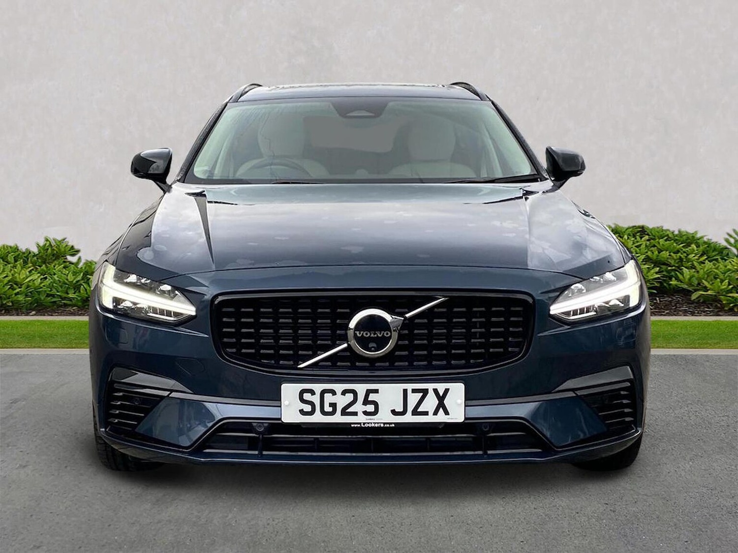 Used Volvo V90 2025 for sale - 76114365: Photo 5