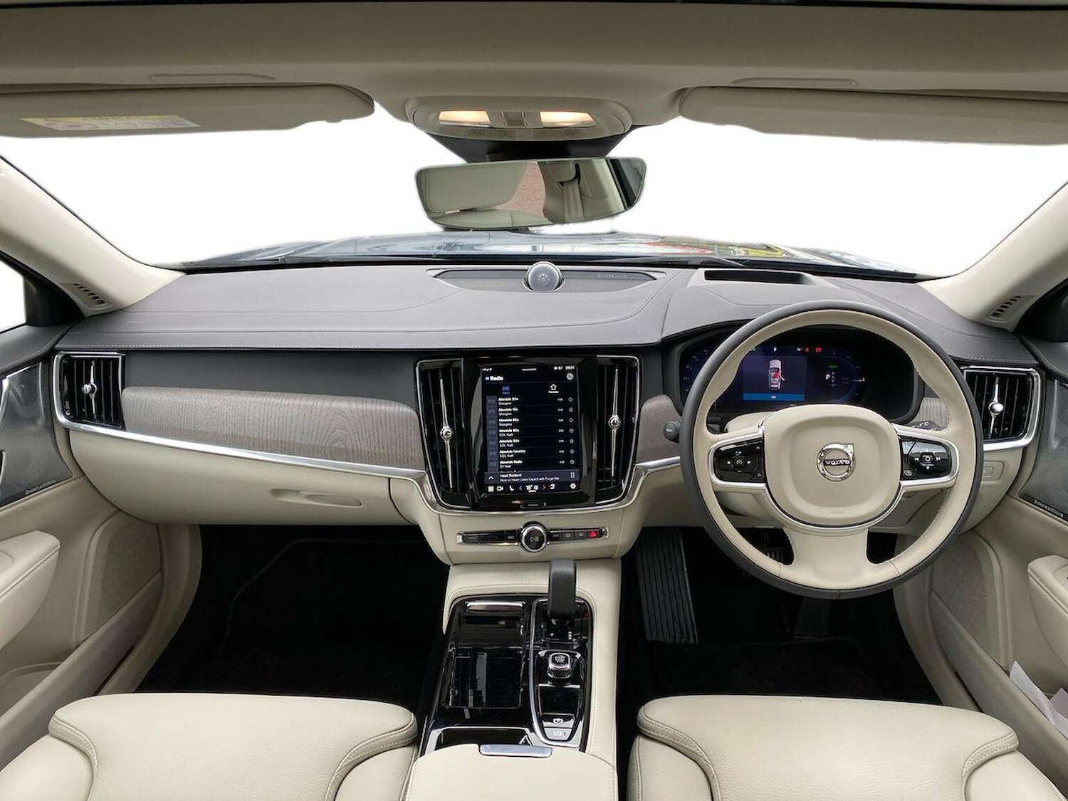 Used Volvo V90 2025 for sale - 76114365: Photo 8
