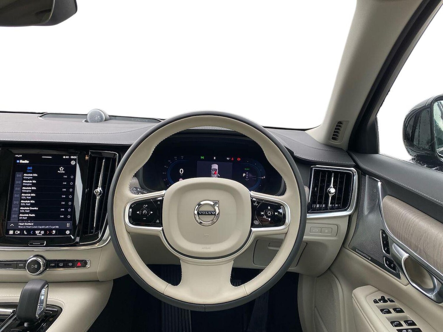 Used Volvo V90 2025 for sale - 76114365: Photo 9