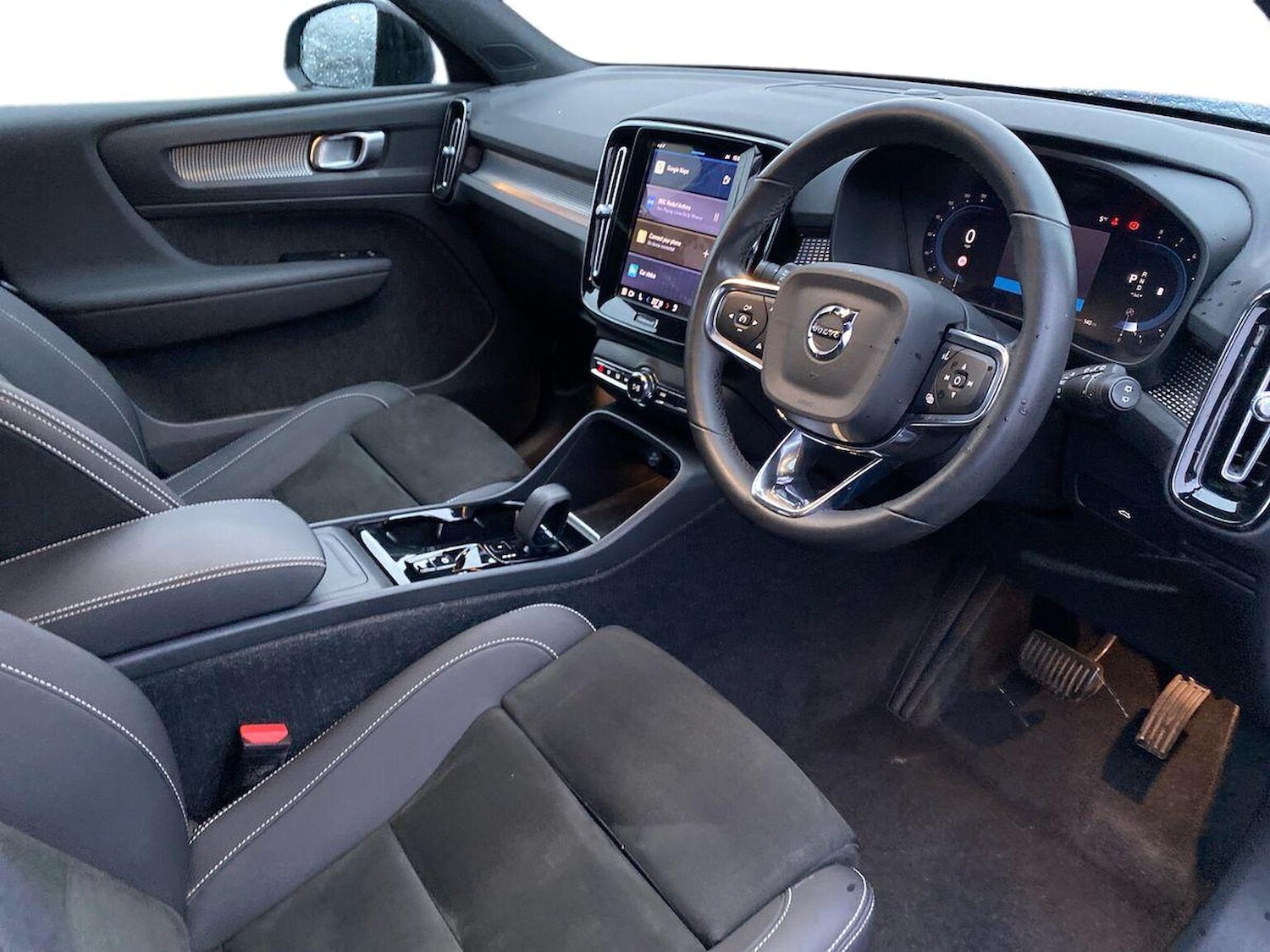 Used Volvo XC40 2022 for sale - 76613625: Photo 16