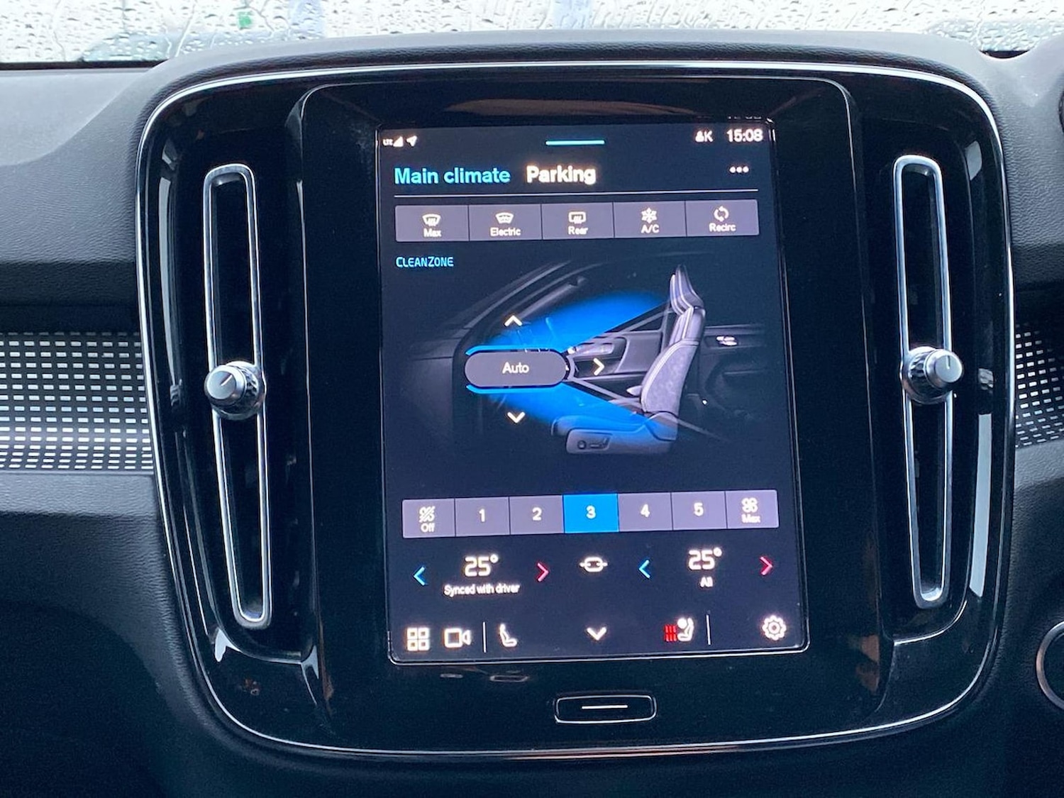 Used Volvo XC40 2022 for sale - 76613625: Photo 26