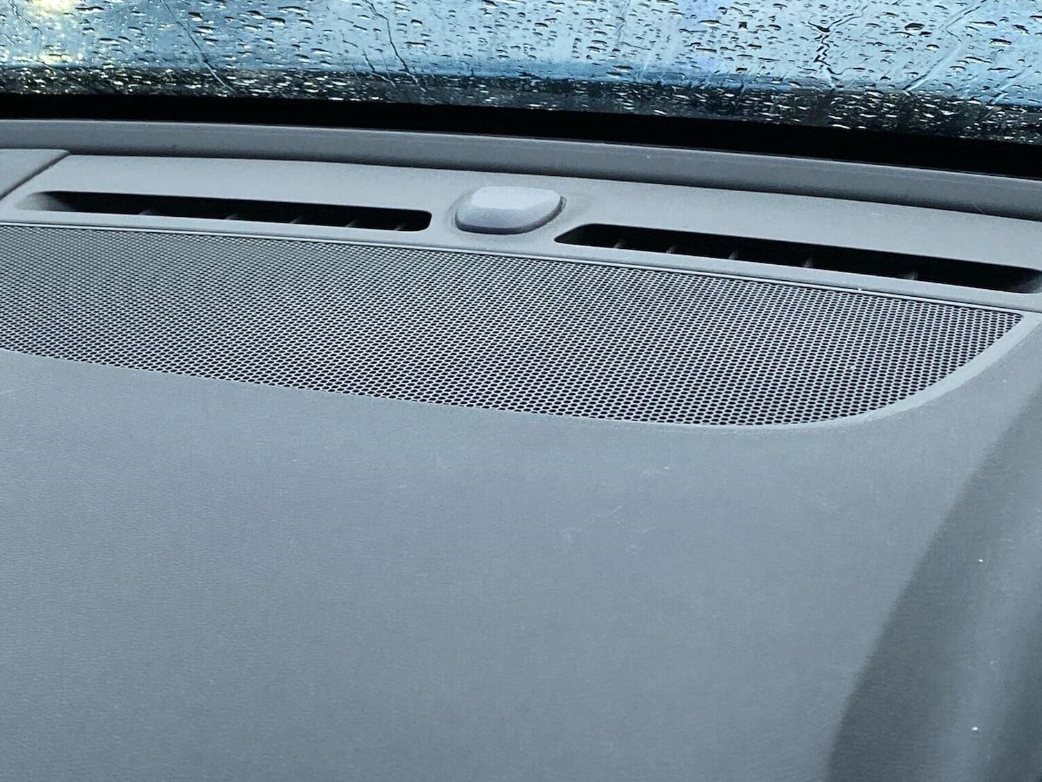 Used Volvo XC40 2022 for sale - 76613625: Photo 32