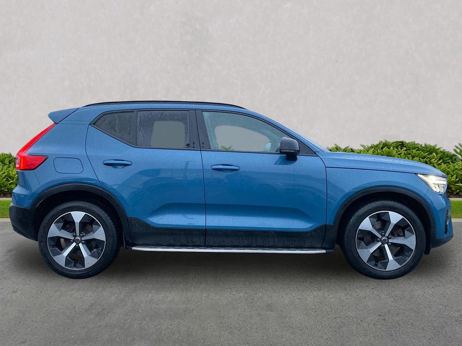 Used Volvo XC40 2022 for sale - 76613625: Photo 4