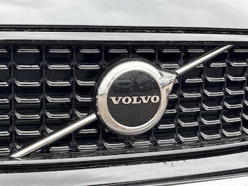 Used Volvo XC40 2024 for sale - 79067916: Photo