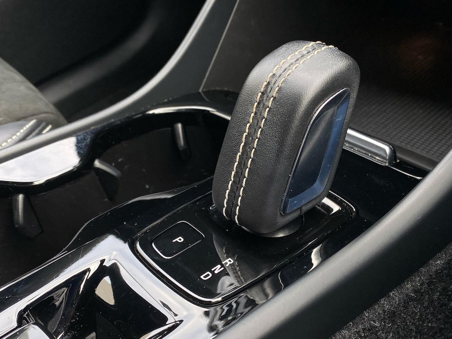 Used Volvo XC40 2021 for sale - 77019156: Photo 38