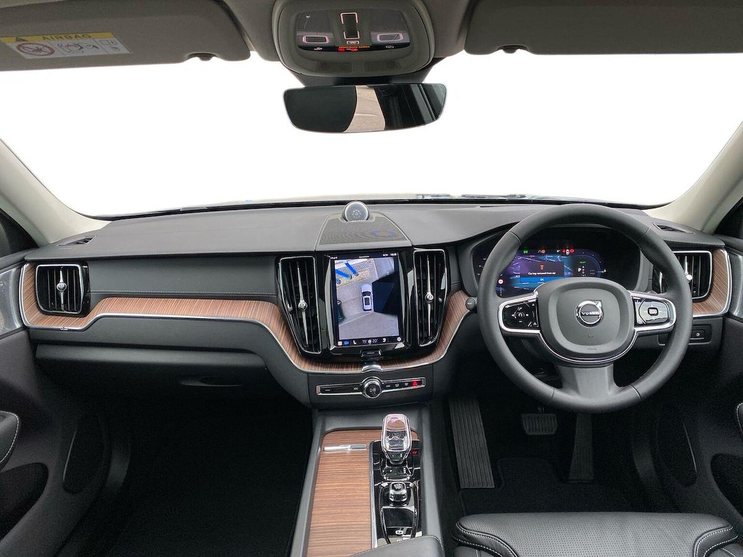 Used Volvo XC60 2023 for sale - 78191079: Photo 10