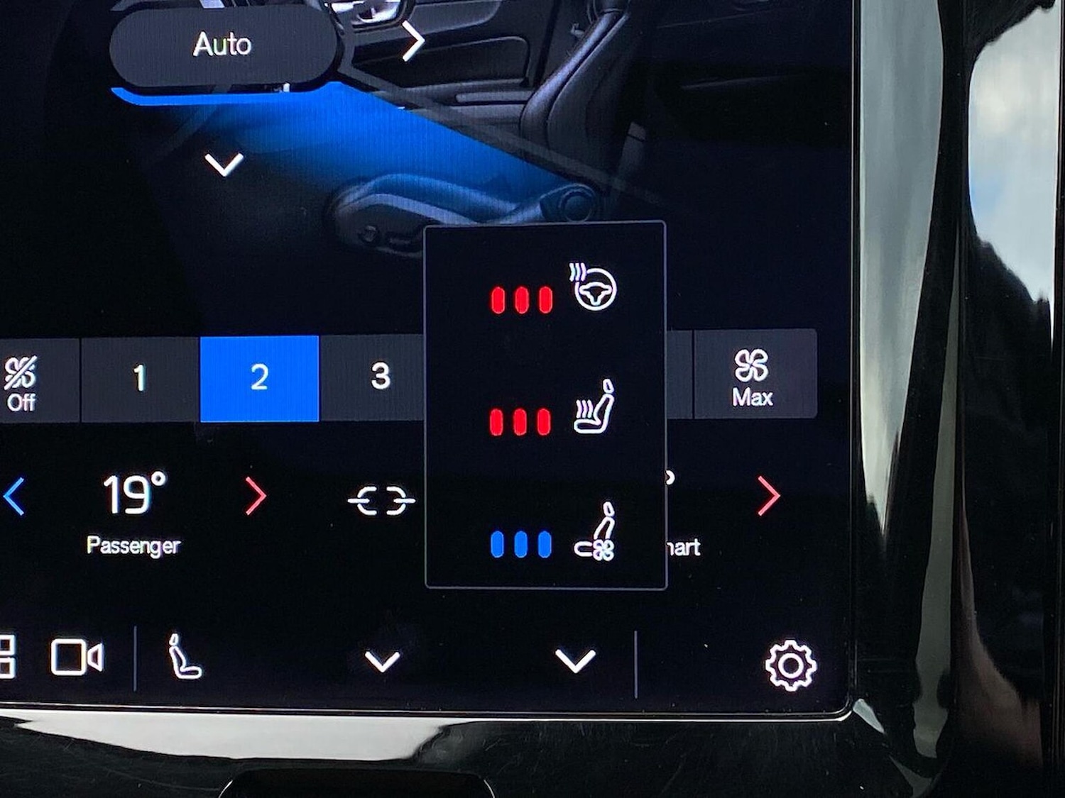 Used Volvo XC60 2023 for sale - 78191079: Photo 42