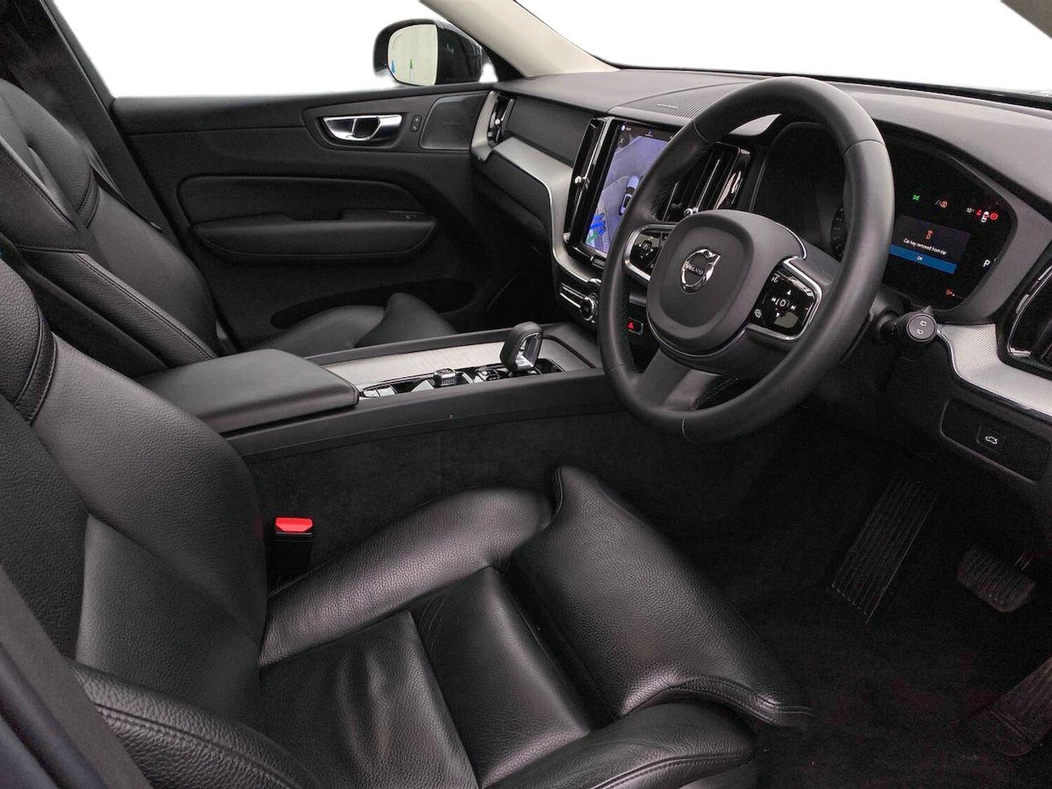 Used Volvo XC60 2023 for sale - 78191178: Photo 17