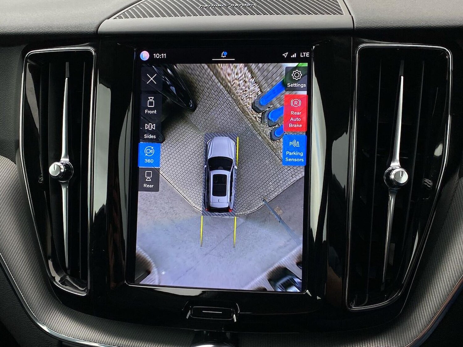 Used Volvo XC60 2023 for sale - 78191178: Photo 25