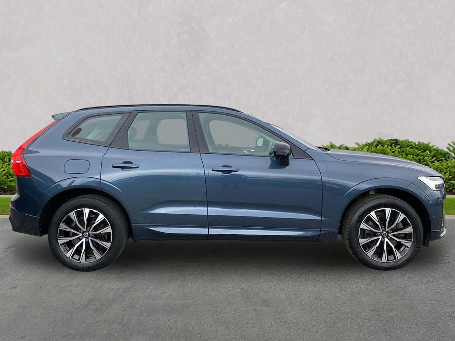 Used Volvo XC60 2023 for sale - 78191178: Photo 5